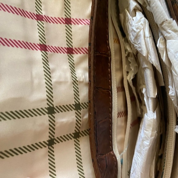 Liz Claiborne Patten Leather Bag - Picture 6 of 8